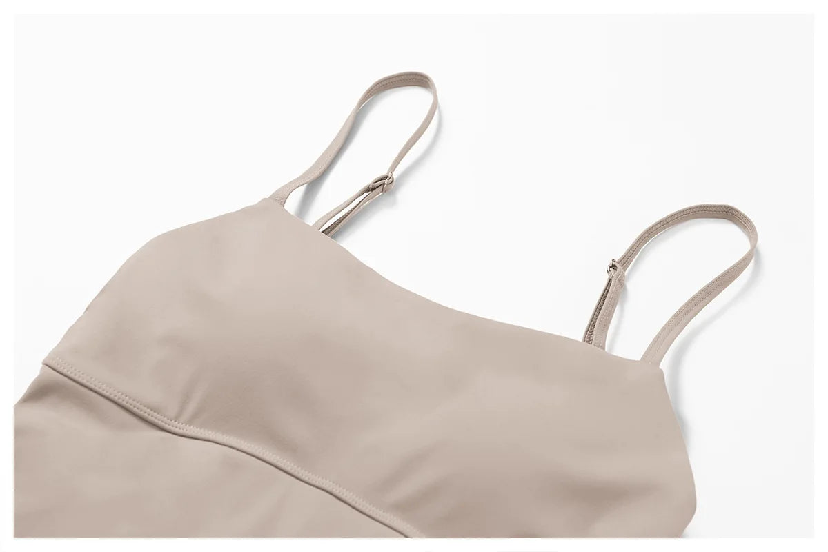 Falda Deportiva con Shorts Integrados – Outfit Fitness Elegante para Mujer